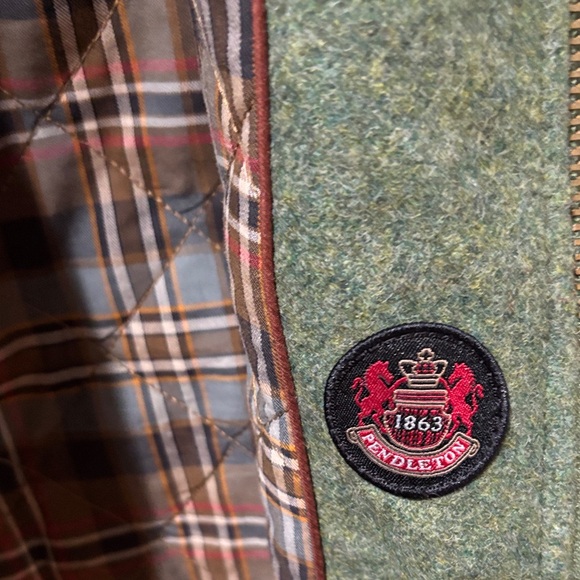 Pendleton Olive Green Pea Coat with Faux Fur Trim - Picture 4 of 6